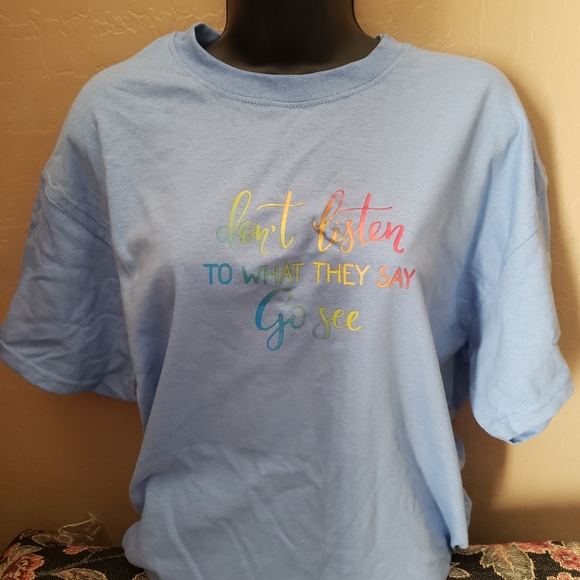 Go See T-Shirt - Picture 3 of 4